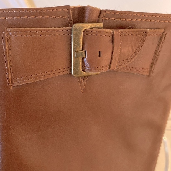 Diba Genuine Leather rustic boots 👢 in cognac / dark tan & ant. brass buckles. - Picture 7 of 7